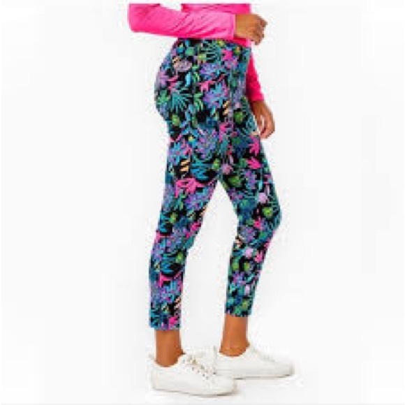 Lilly Pulitzer Pants - Picture 2 of 4